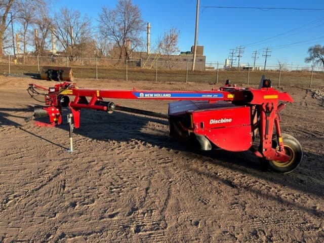 Image of New Holland 210 equipment image 1