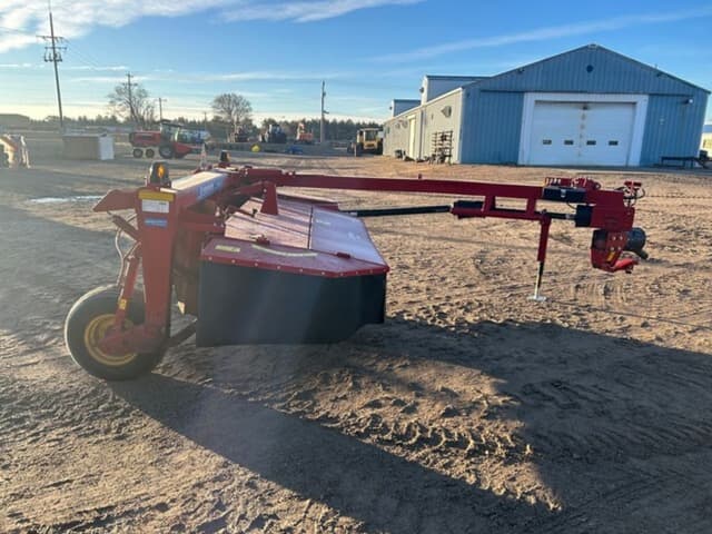 Image of New Holland 210 equipment image 3