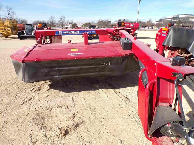 Image of New Holland Discbine 209 equipment image 2