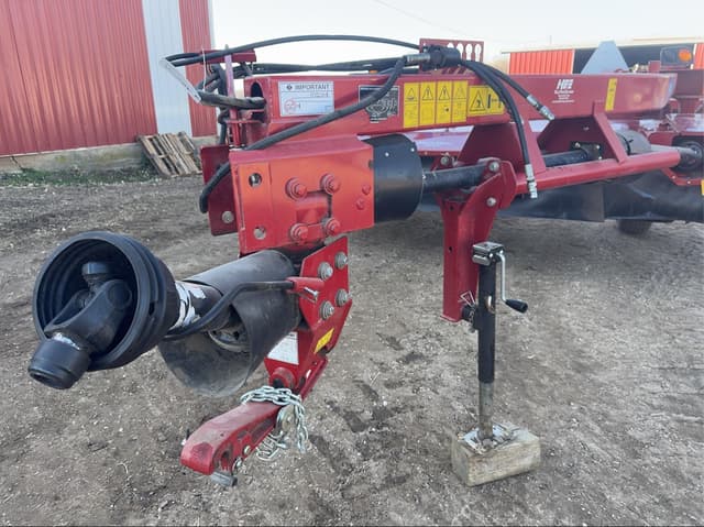 Image of New Holland 210 equipment image 2