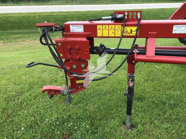 Image of New Holland 210 equipment image 1