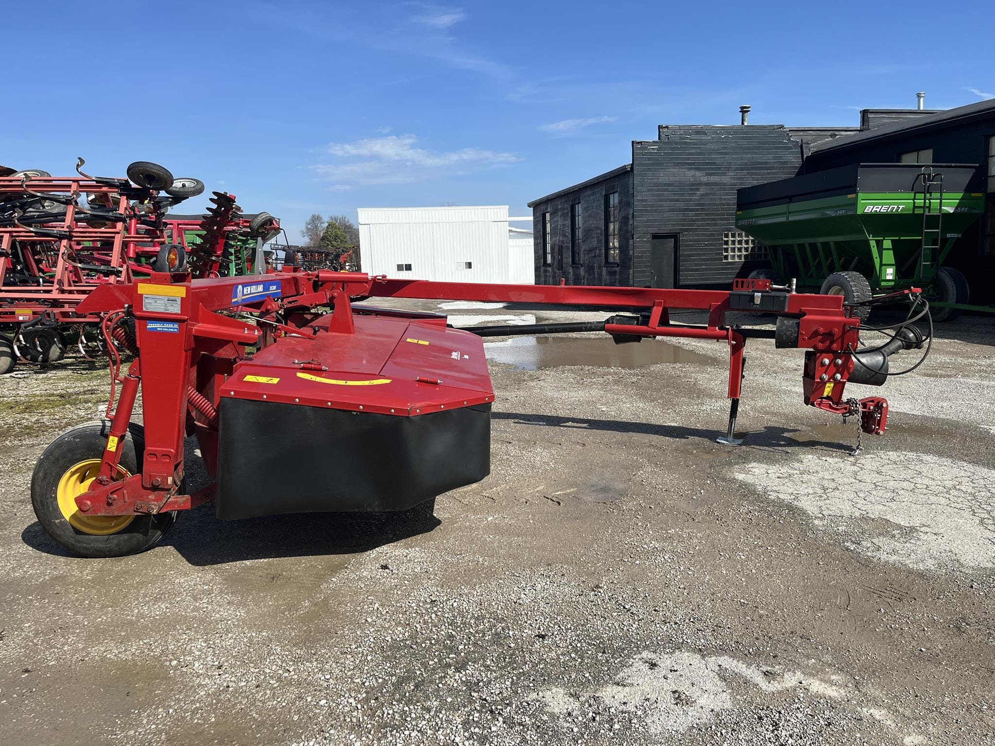 2021 New Holland 210 Equipment Image0