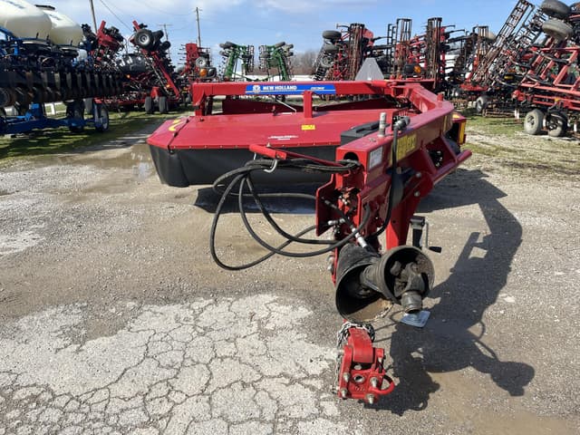 Image of New Holland 210 equipment image 2