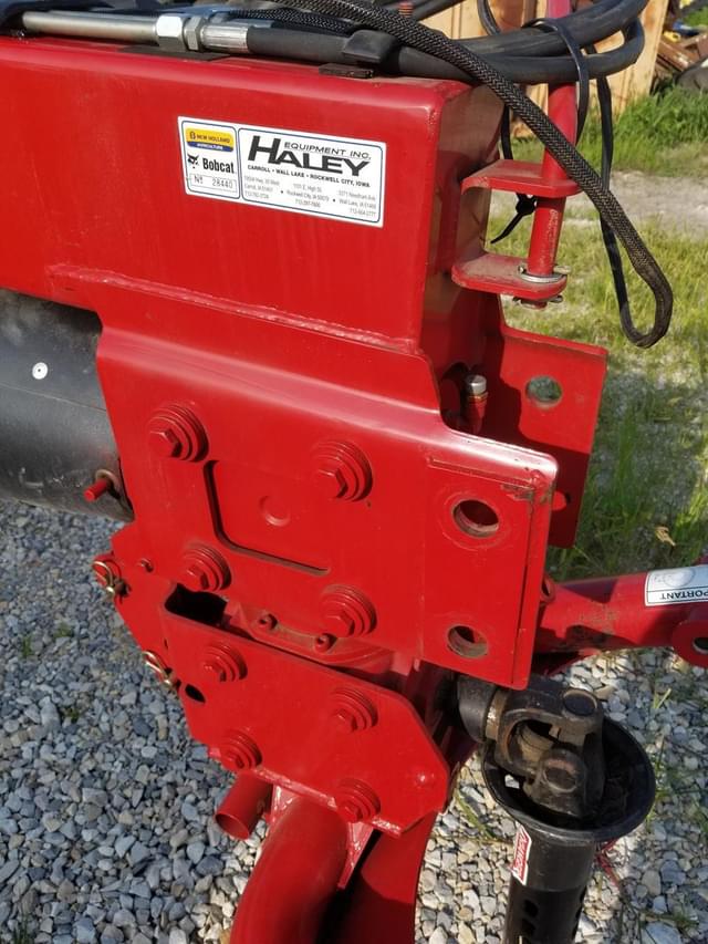 Image of New Holland Discbine 313 equipment image 4