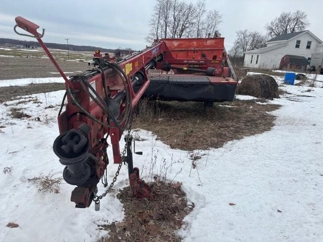 Image of New Holland 313 equipment image 4