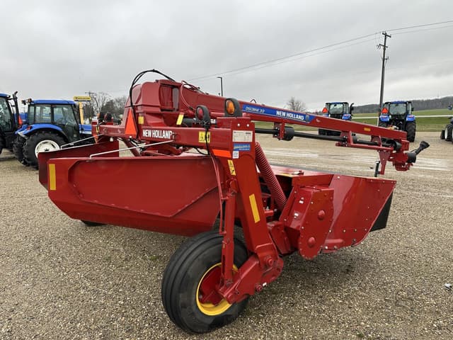 Image of New Holland 313 equipment image 4