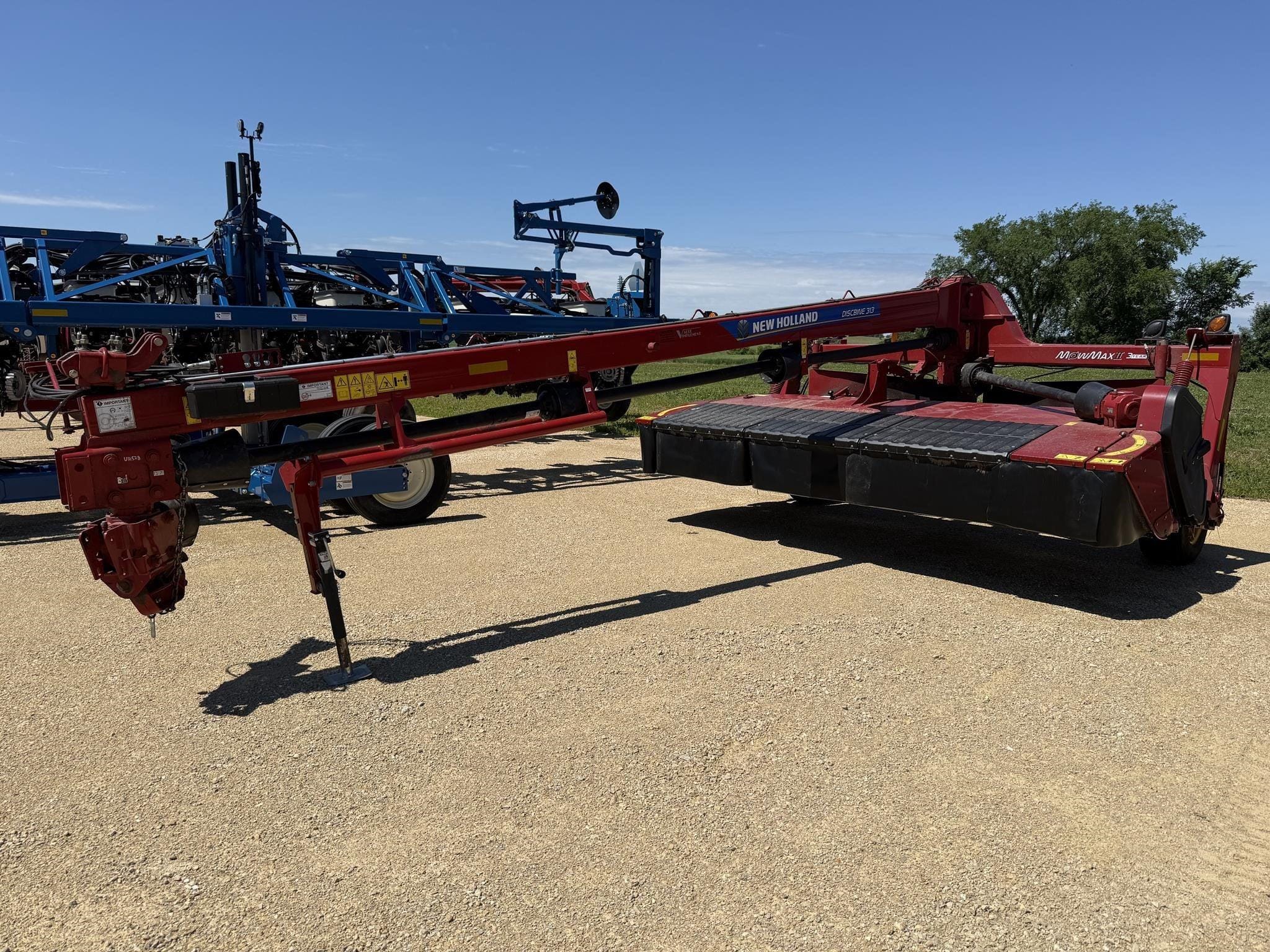 2021 New Holland Discbine 313 Equipment Image0