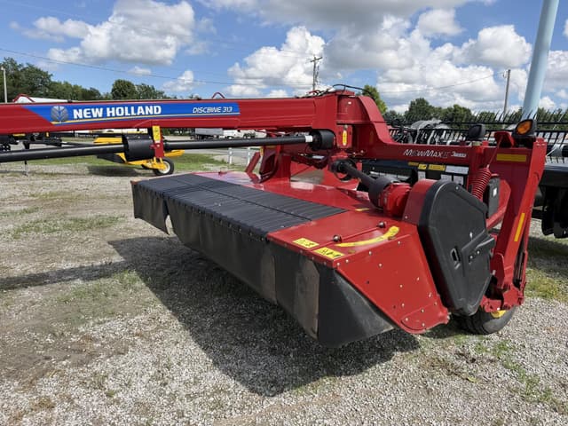 Image of New Holland 313 equipment image 1