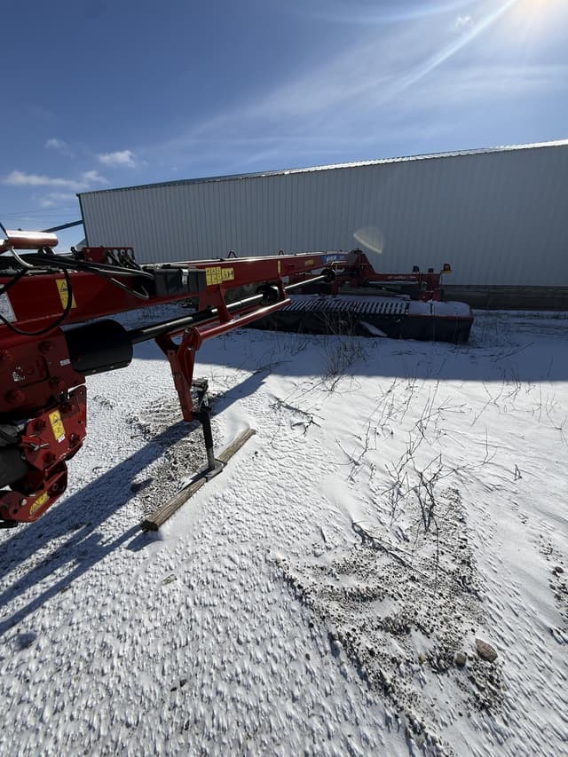 Image of New Holland 316 equipment image 1