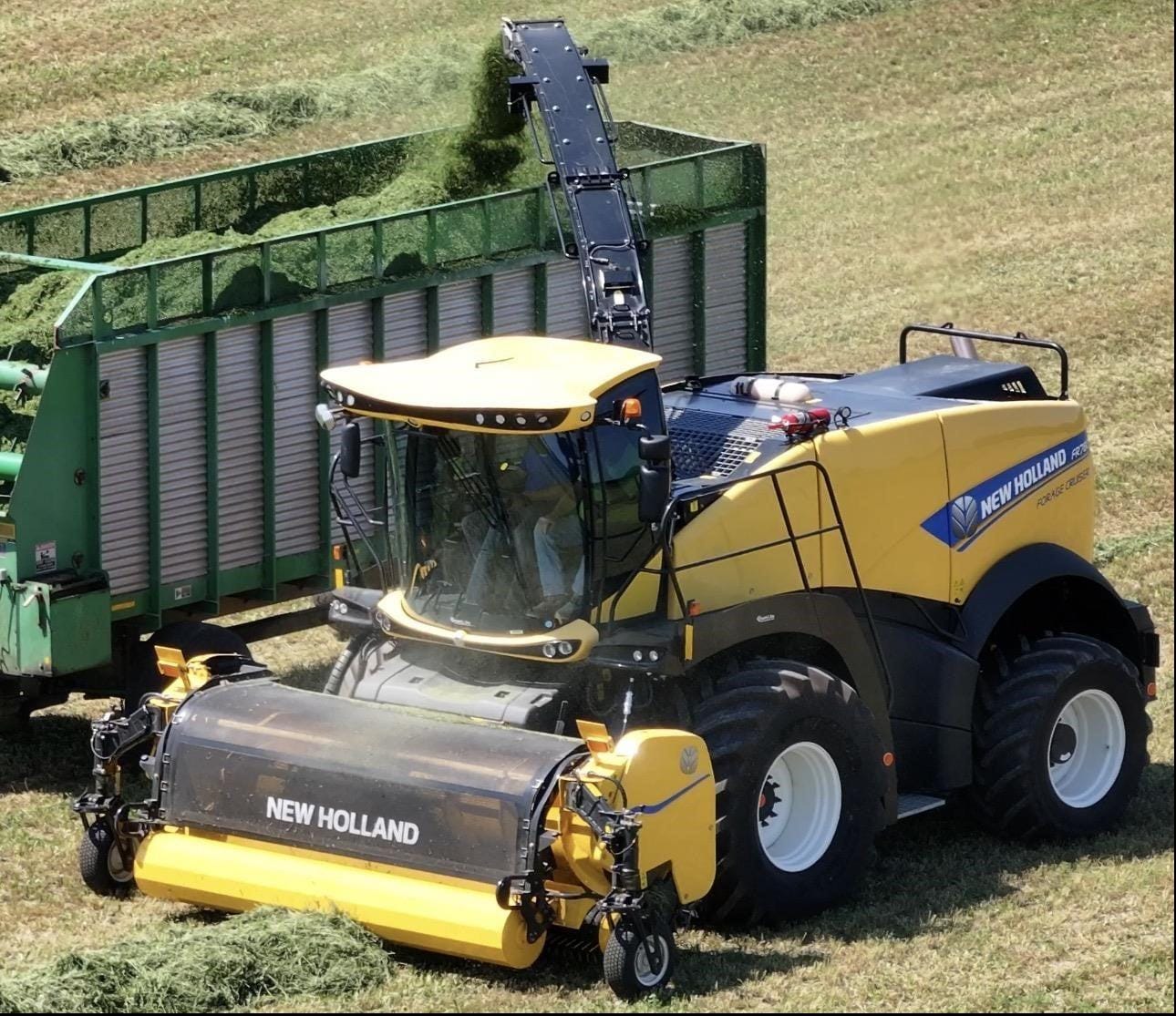 2021 New Holland FR780 Equipment Image0