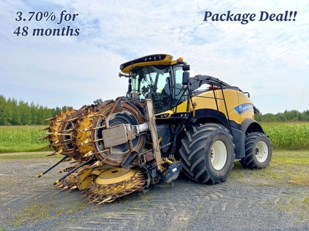 2021 New Holland FR920 Equipment Image0