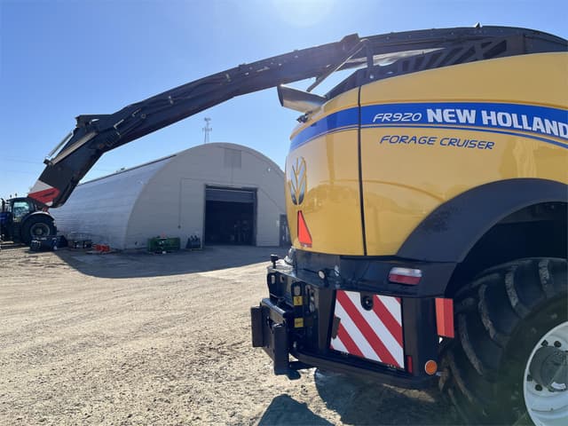 Image of New Holland FR920 equipment image 3