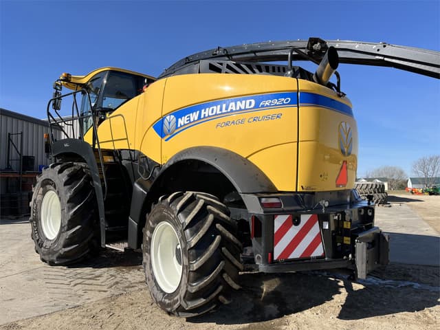 Image of New Holland FR920 equipment image 4