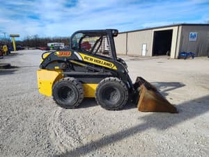 2021 New Holland L318 Image