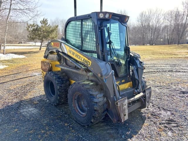 Image of New Holland L318 equipment image 1