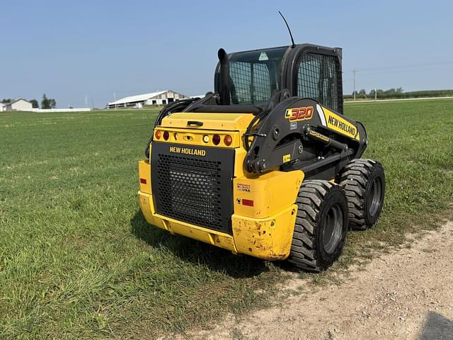 Image of New Holland L320 equipment image 2
