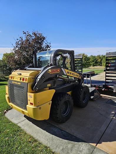 Image of New Holland L320 equipment image 2