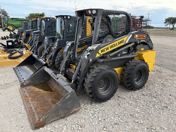 2021 New Holland L320 Equipment Image0