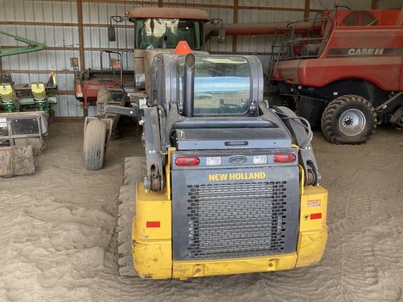 Image of New Holland L320 equipment image 4