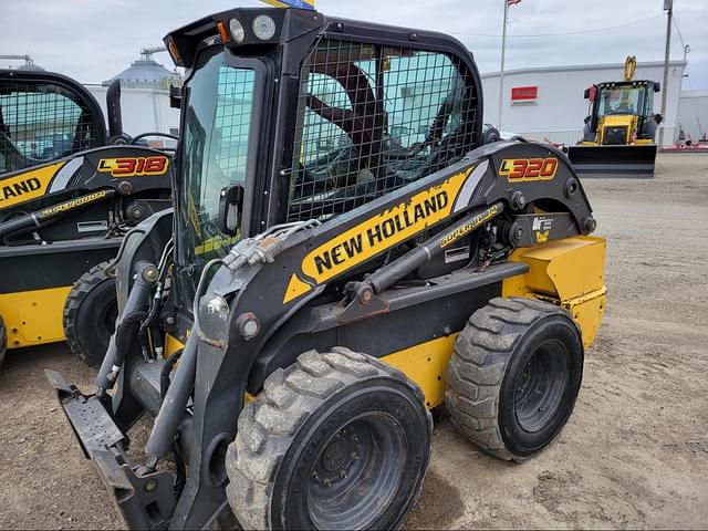Image of New Holland L320 equipment image 1