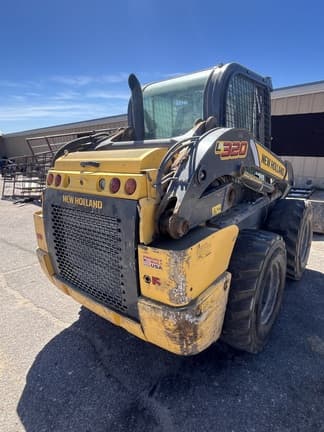 Image of New Holland L320 equipment image 3