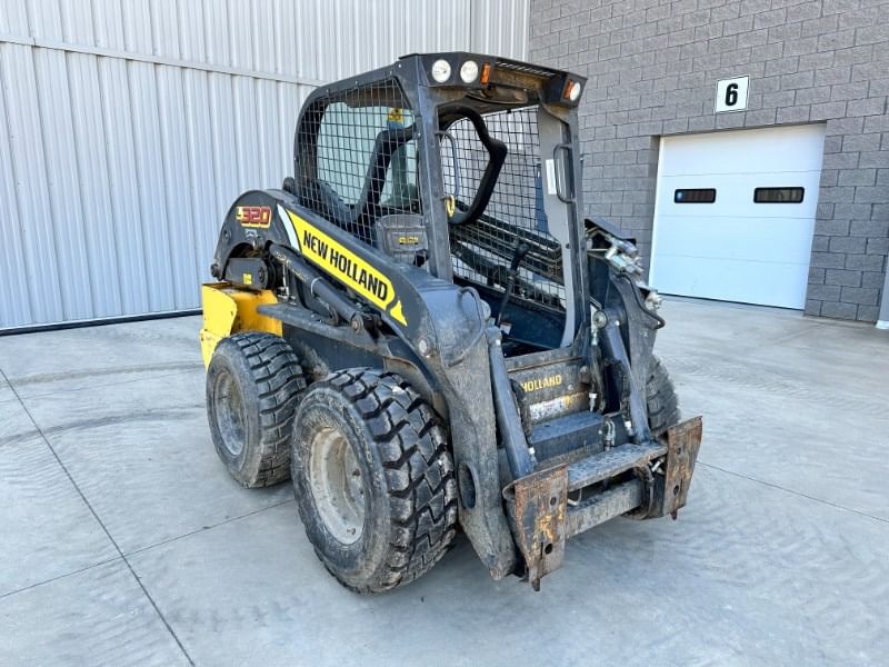 2021 New Holland L320 Equipment Image0