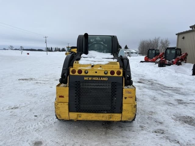 Image of New Holland L320 equipment image 3