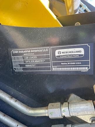 Image of New Holland L328 equipment image 3