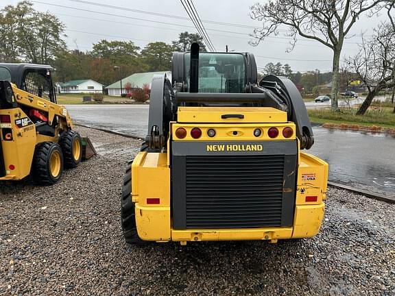 Image of New Holland L328 equipment image 4