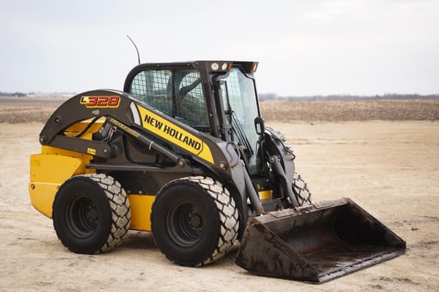 Image of New Holland L328 equipment image 2