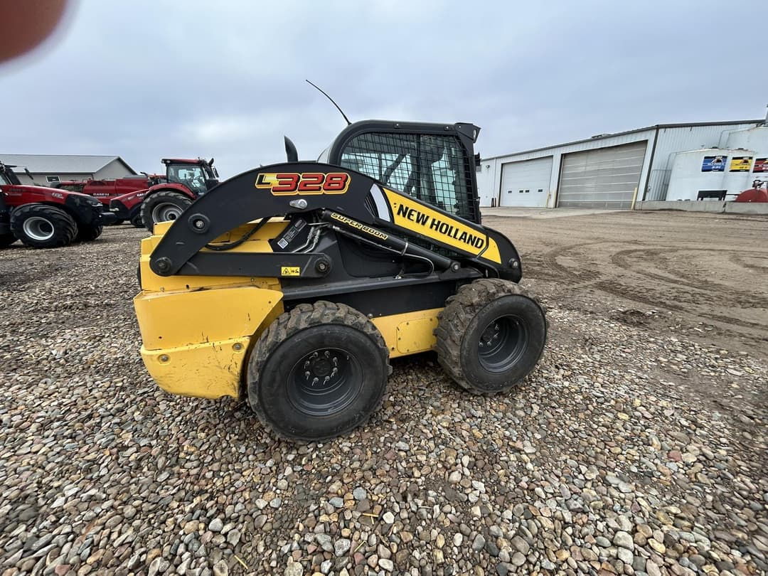 Image of New Holland L328 Primary image