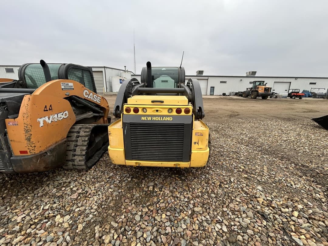 Image of New Holland L328 Primary image