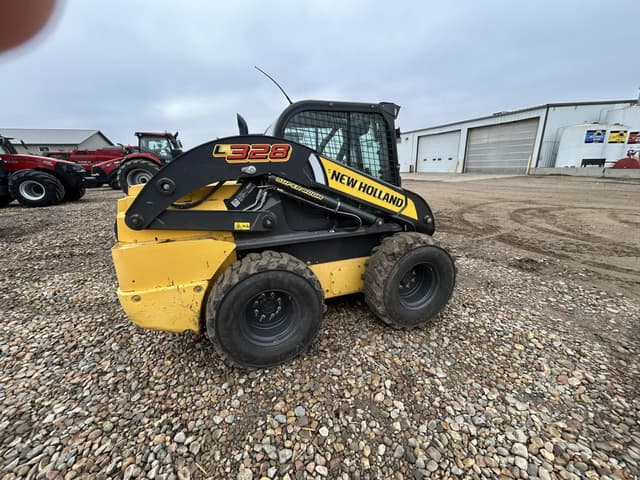 Image of New Holland L328 equipment image 1