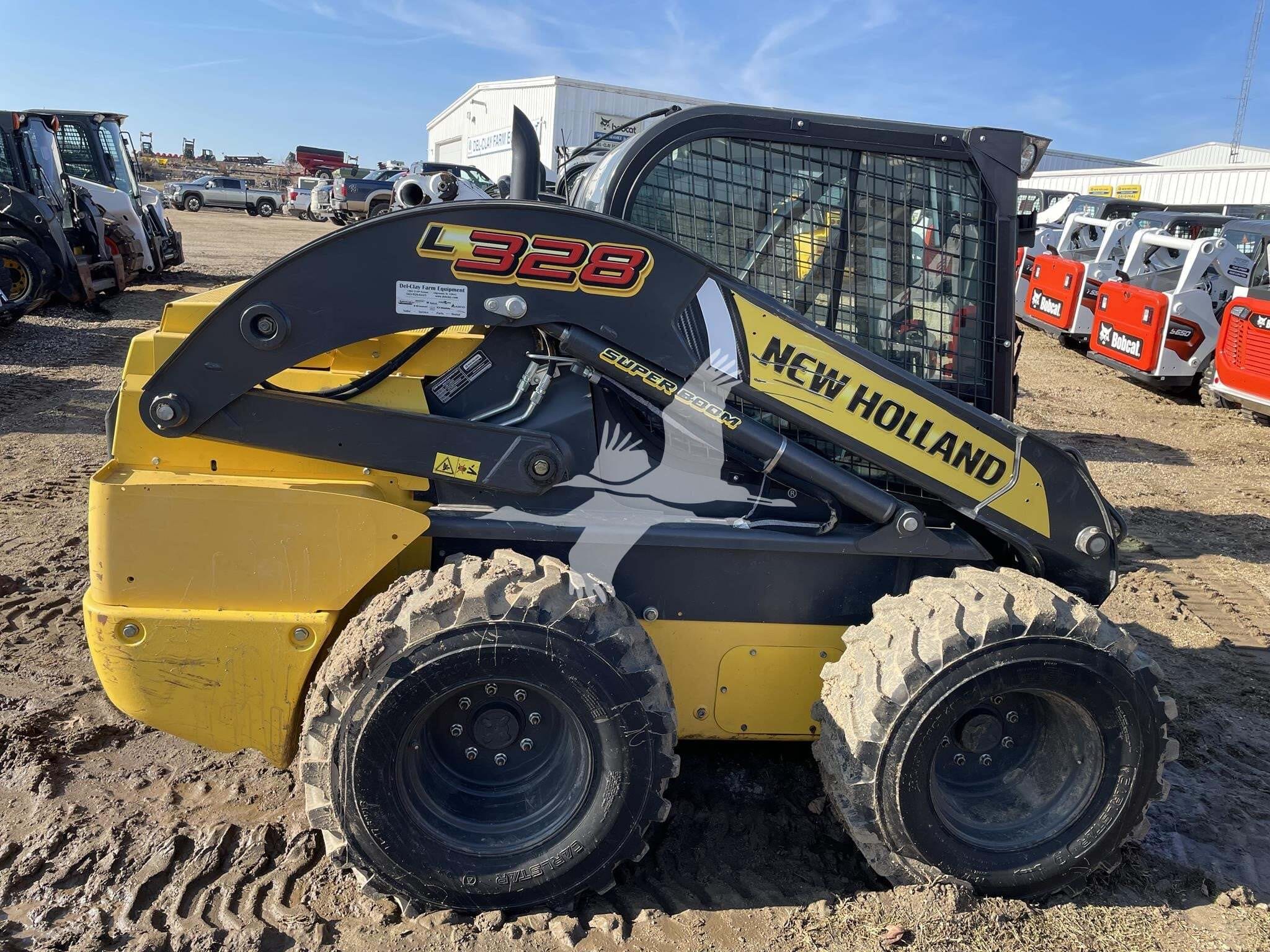 2021 New Holland L328 Equipment Image0