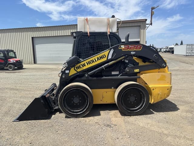 Image of New Holland L328 equipment image 4