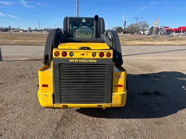 Image of New Holland L334 equipment image 3