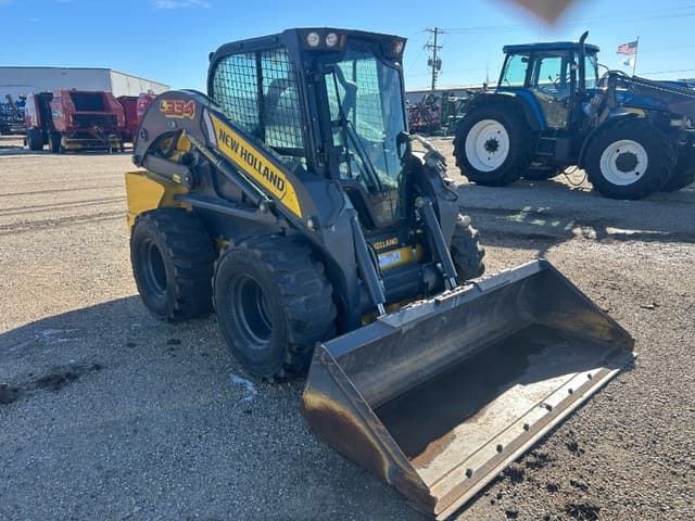 Image of New Holland L334 equipment image 2