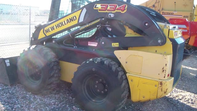 Image of New Holland L334 equipment image 1