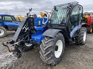 202102243 New Holland LM7.42 Equipment Image0