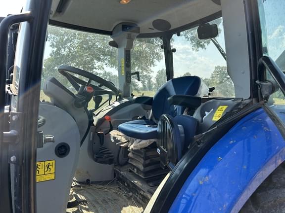 Image of New Holland PowerStar 110 equipment image 2