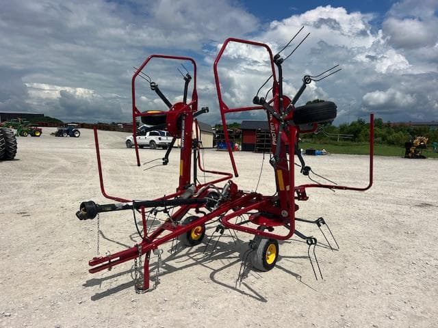 Image of New Holland ProTed 3417 Primary image