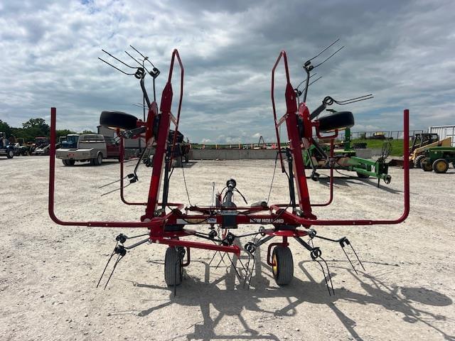 Image of New Holland ProTed 3417 equipment image 3