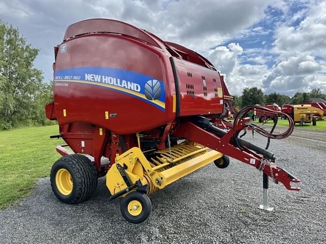 Image of New Holland RB460 equipment image 1