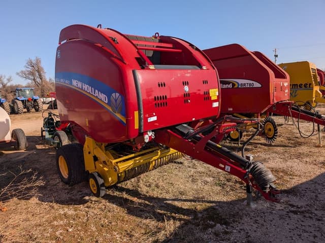 Image of New Holland RB460 equipment image 1