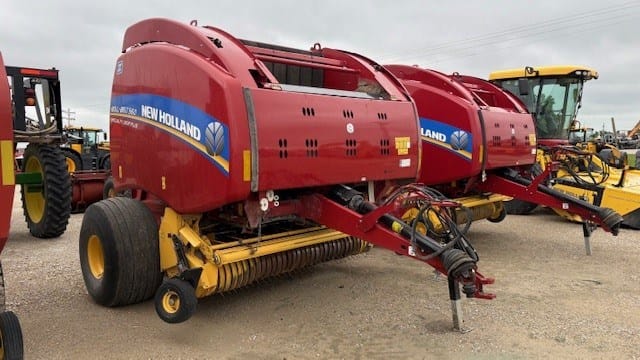 2021 New Holland RB560 Specialty Crop Plus Equipment Image0