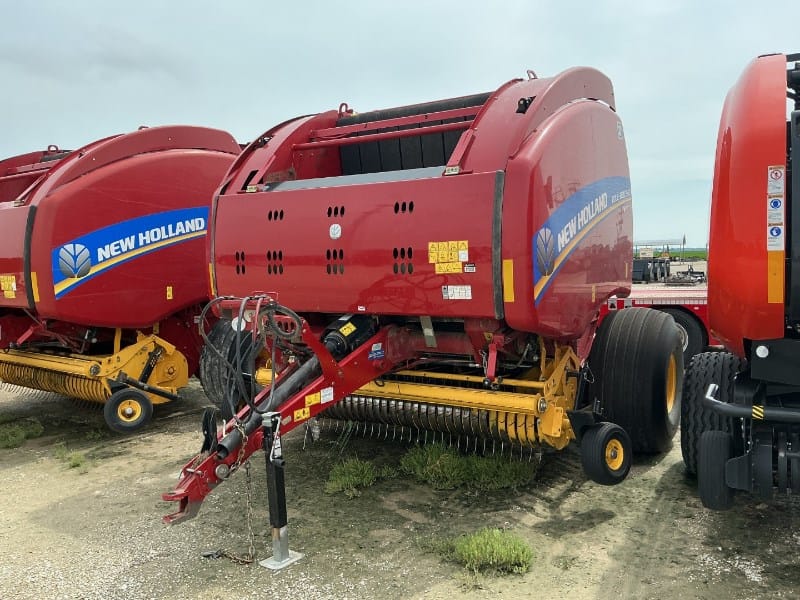 2021 New Holland RB560 Equipment Image0
