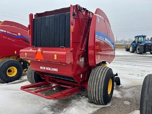 Main image New Holland RB560 Specialty Crop Plus 4