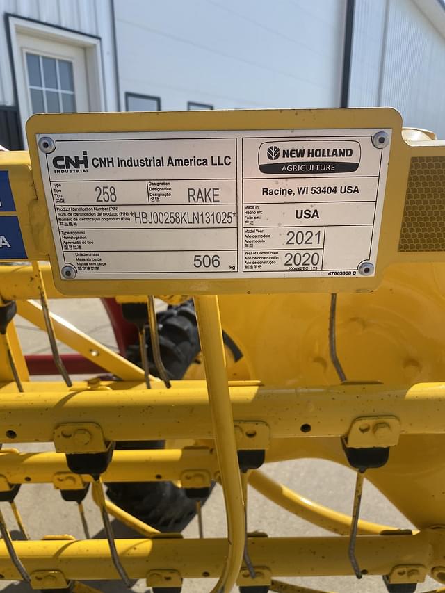 Image of New Holland Rolabar 258 equipment image 4