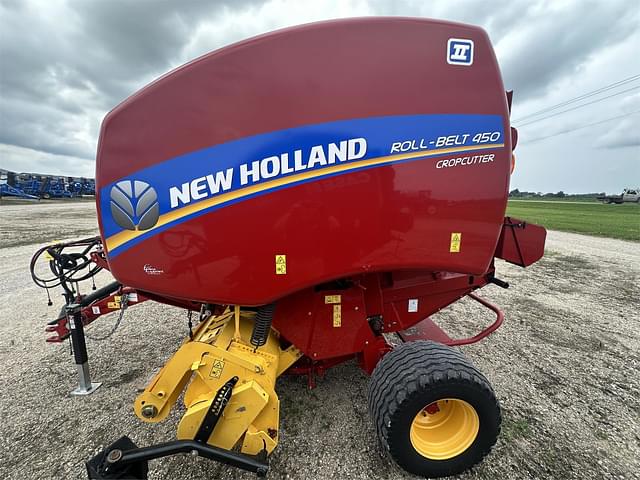 Image of New Holland RB450 equipment image 1