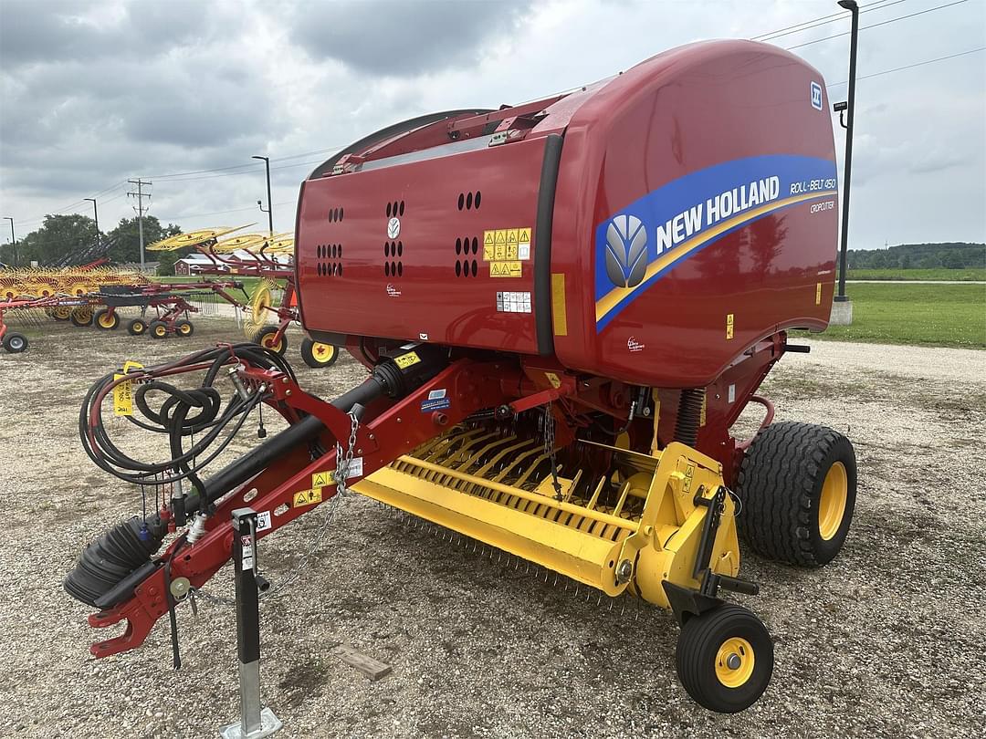 Image of New Holland RB450 CropCutter Primary image